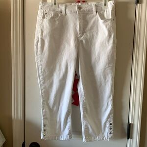 Kim Rogers white capris size 10